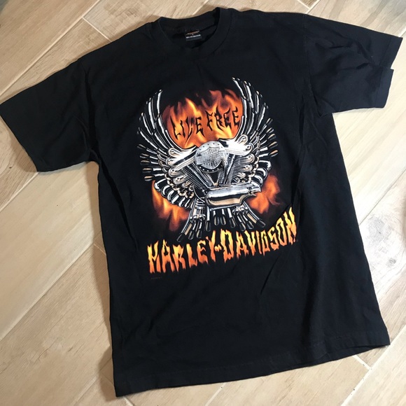 Harley-Davidson Tops - 2000 Harley Davidson T-shirt